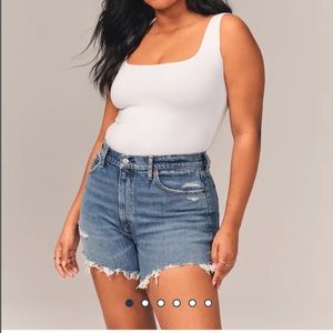 Abercrombie & Fitch 4 inch Mom Short High Rise jean shorts